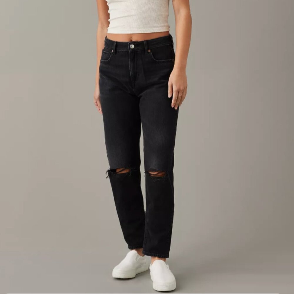 American Eagle Mom Jeans | Black Distressed High Rise